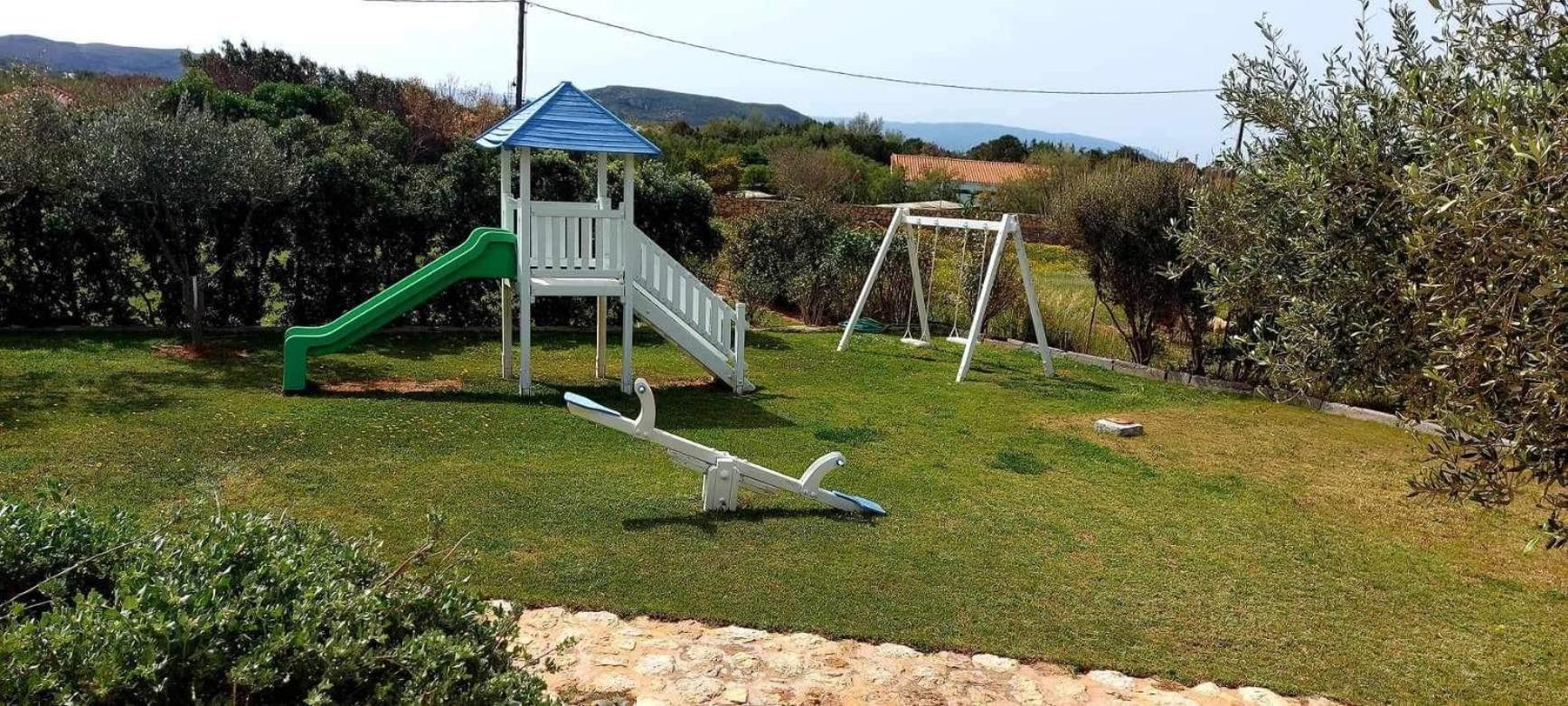 Simos Suites Elafonissos Exterior photo